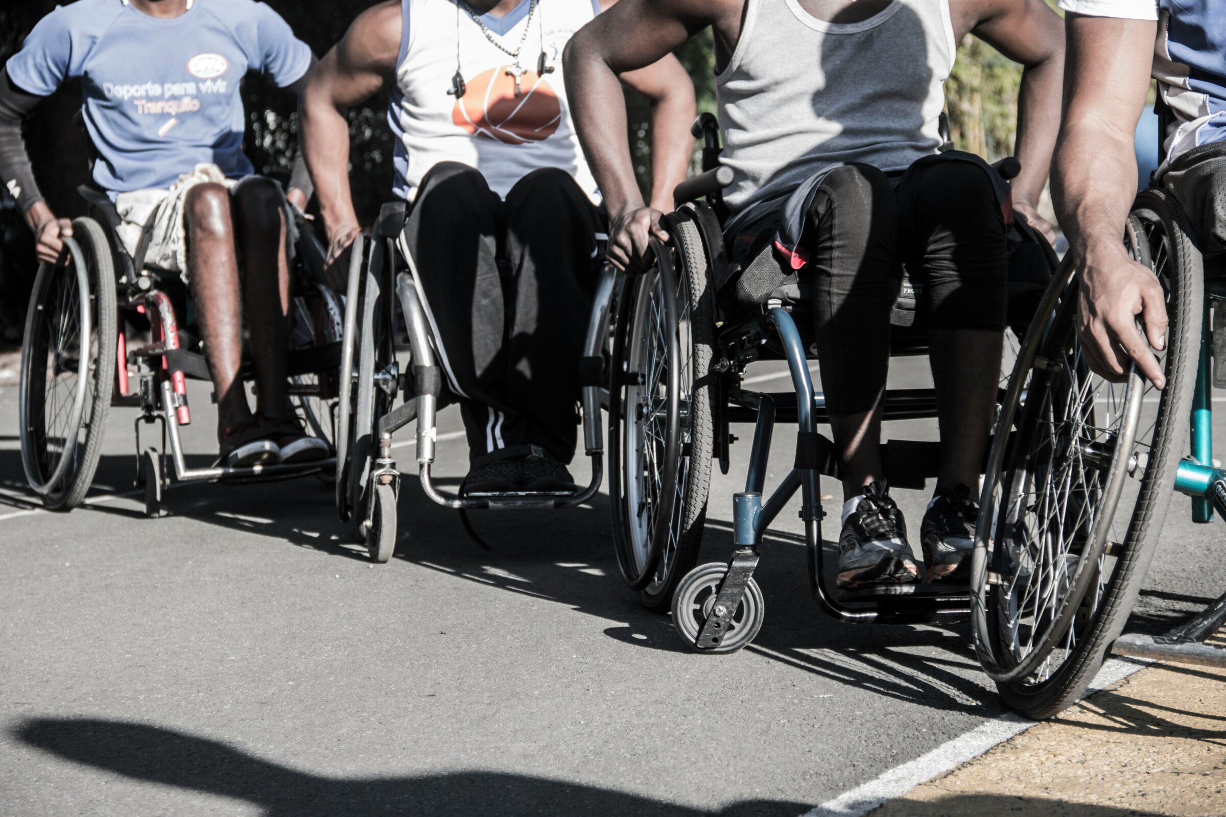 team of wheelchair basketball players